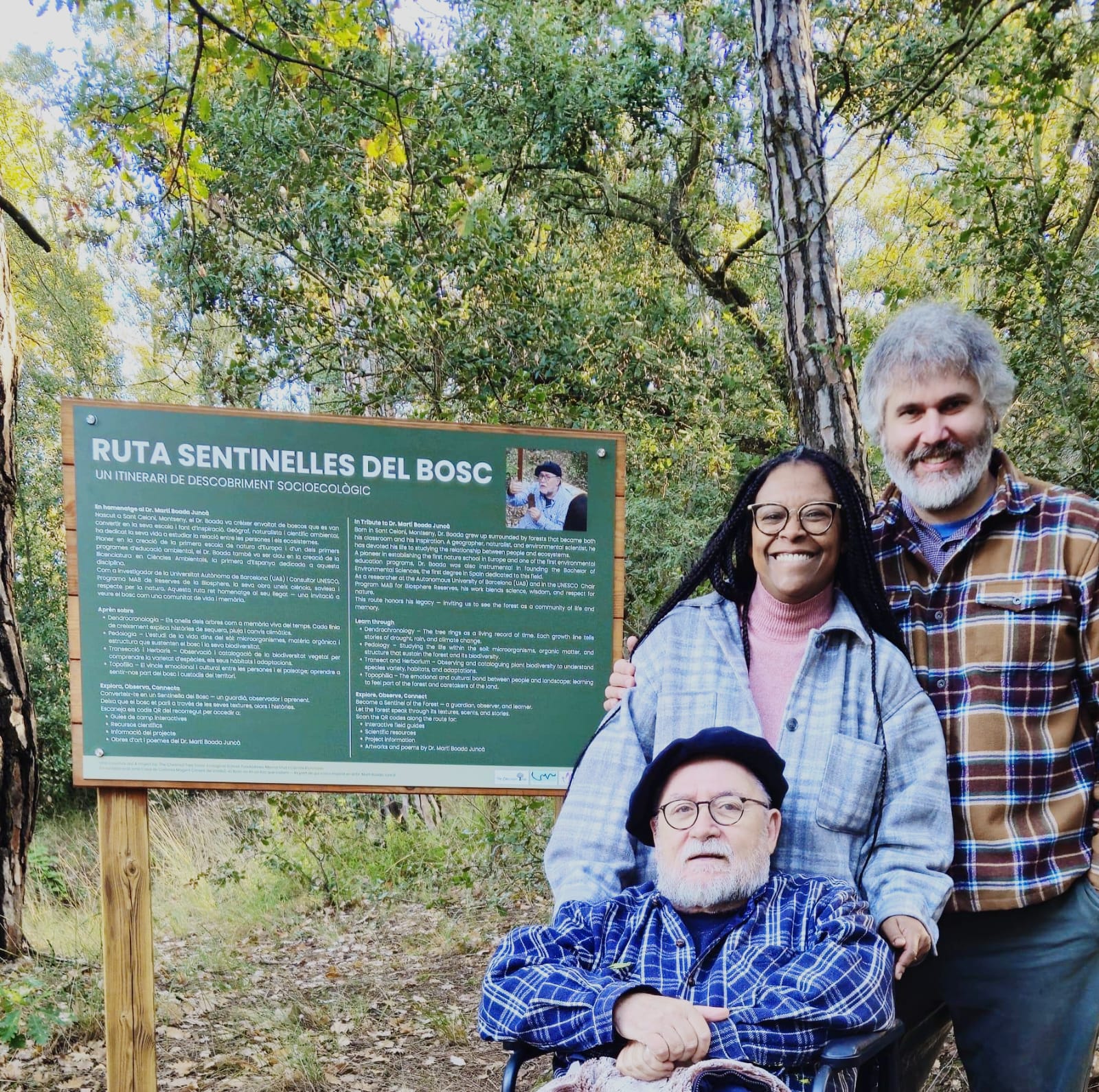 Dr. Martí Boada with Mercia Silva and Camille Eichmann on the Ruta Sentinelles del Bosc